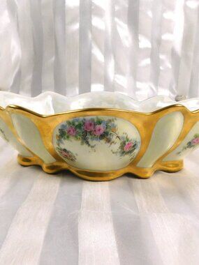 Unmarked Cream Bowl with Hand Painted Flowers # 27108